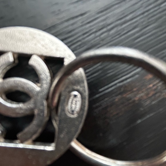 Chanel key ring - Picture 3 of 4